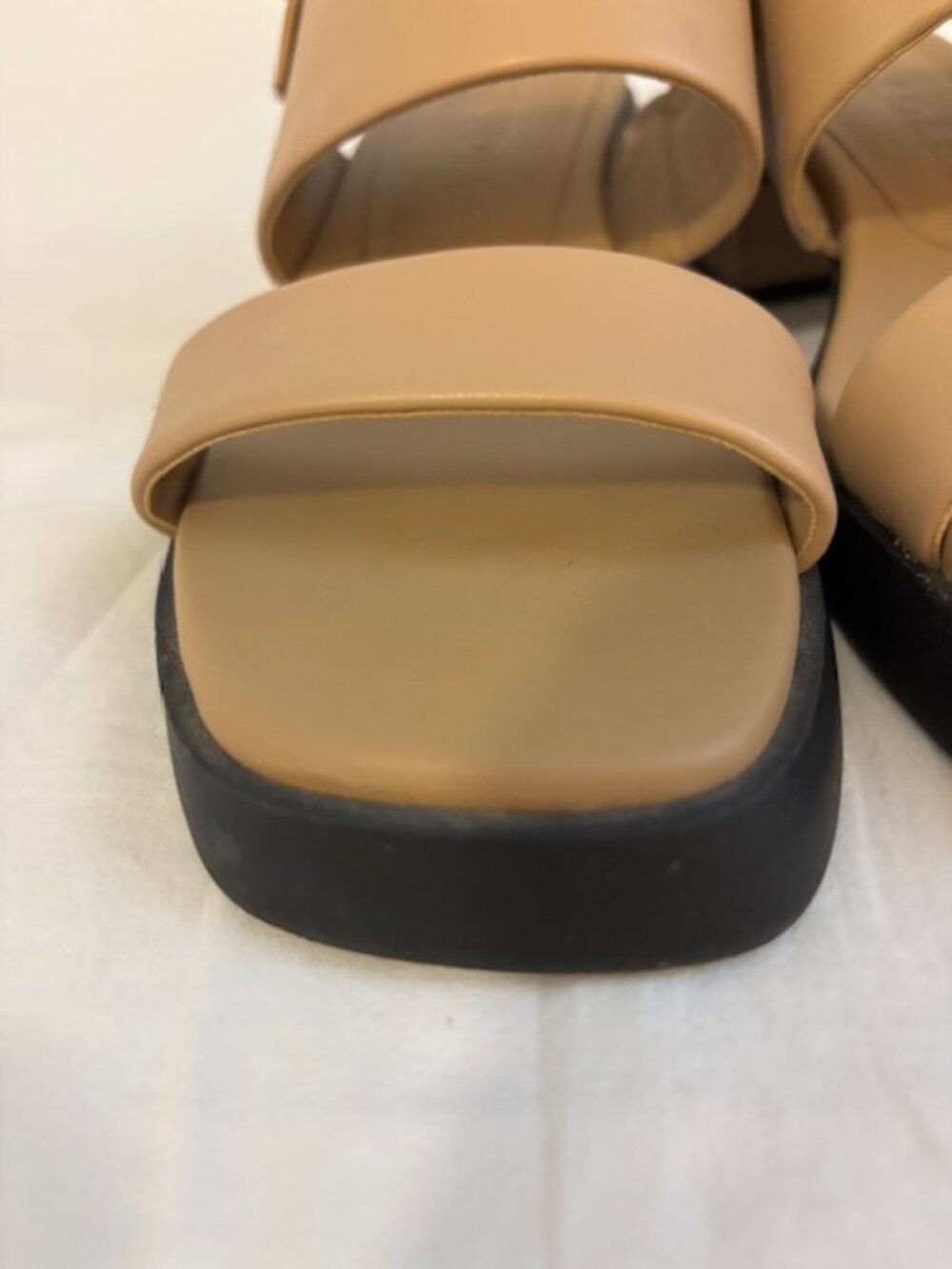 Aerosoles Dove Nude Block Heel Dual Strap Sandal Size 8.5M - Picture 3 of 11